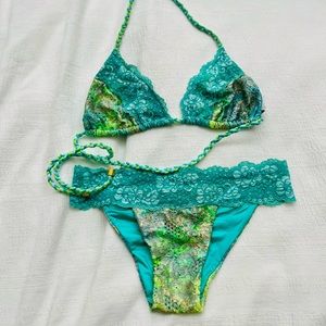 Beach Bunny sexy swimwear. Top size large bottoms size medium.